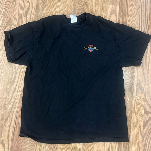 Nothing is wrong with the shirt - Picture 1 of 3
